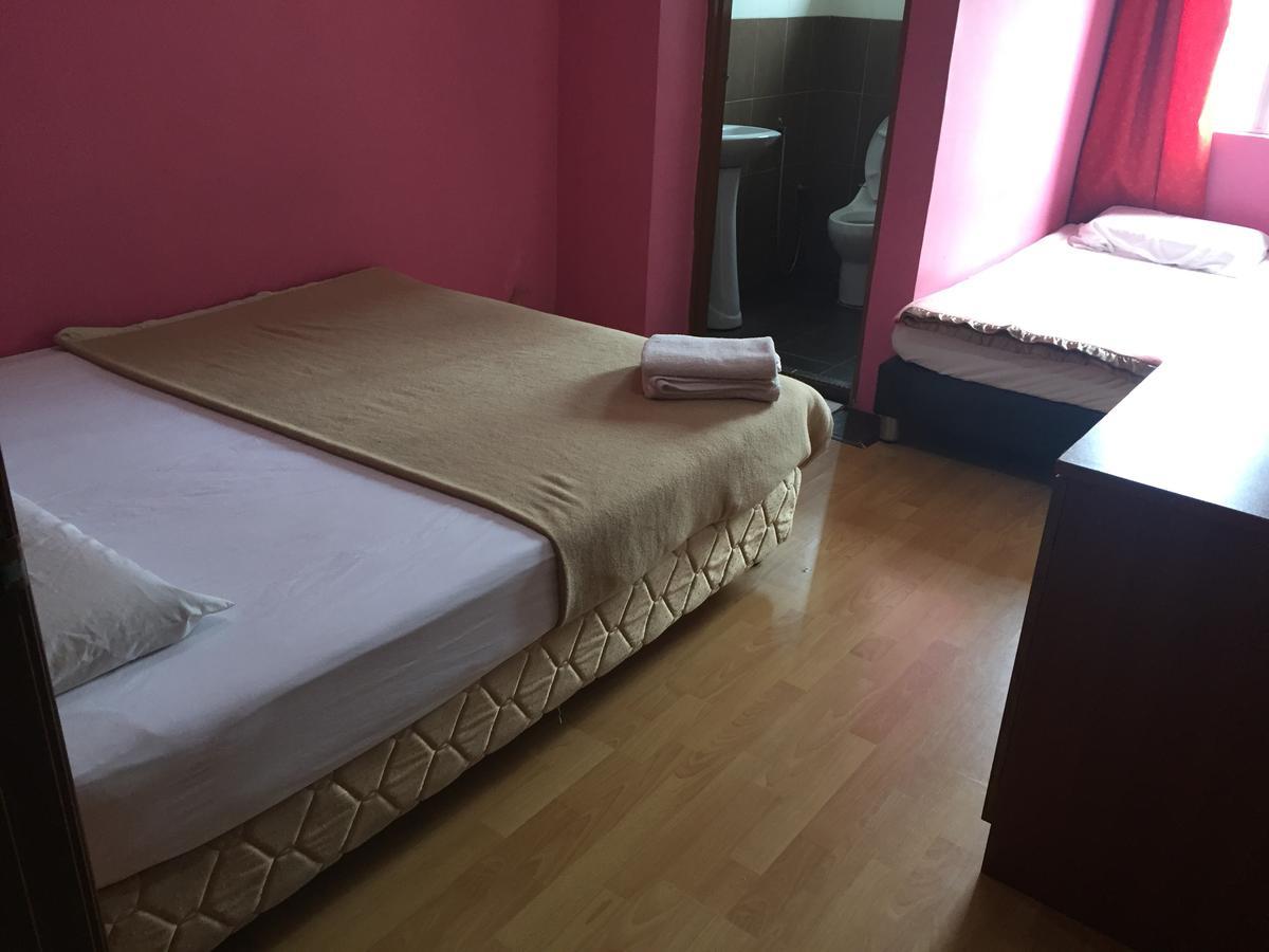 Golden Night Hotel